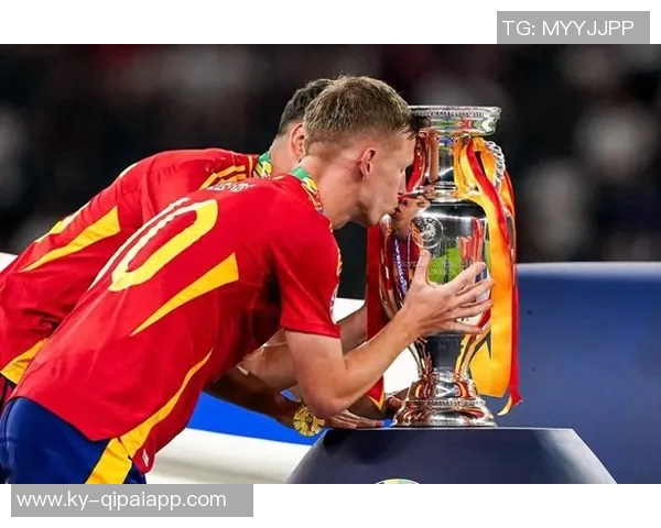 奥尔莫转会前后表现差异显著6000万加盟后仅进一球