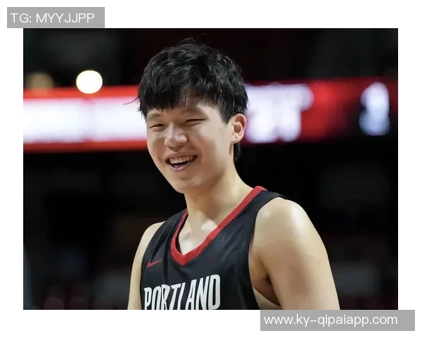 开拓者球迷嘉年华对抗赛黑队险胜白队杨瀚森队友夏普荣膺MVP称号